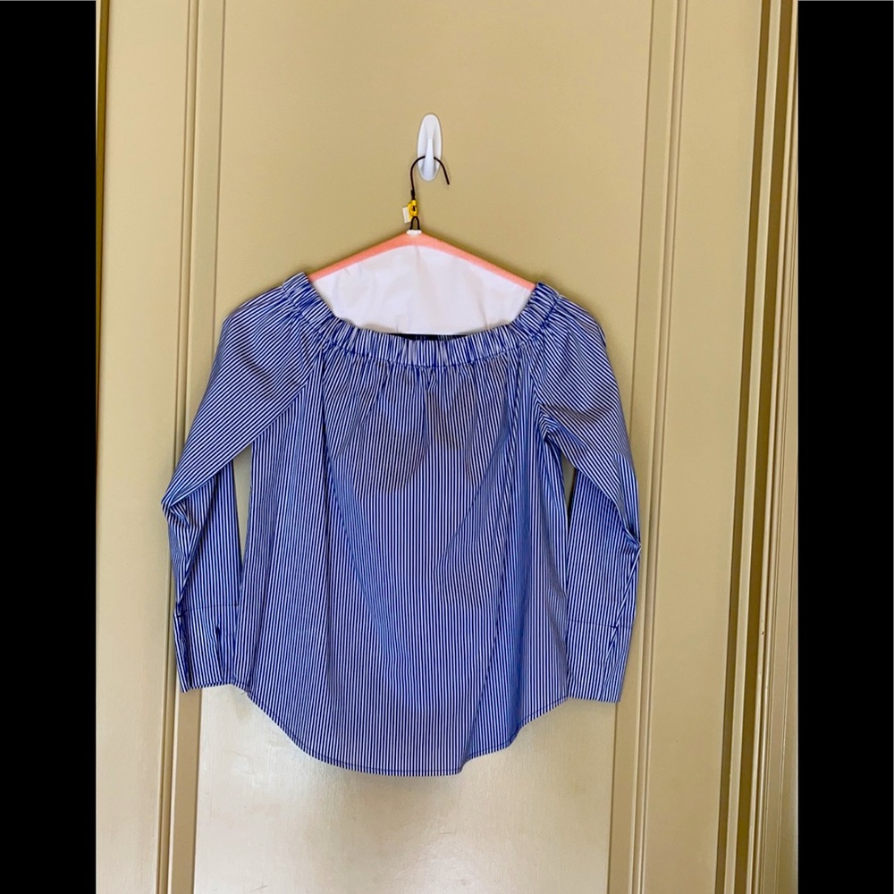 philosophy top. (size extra small)